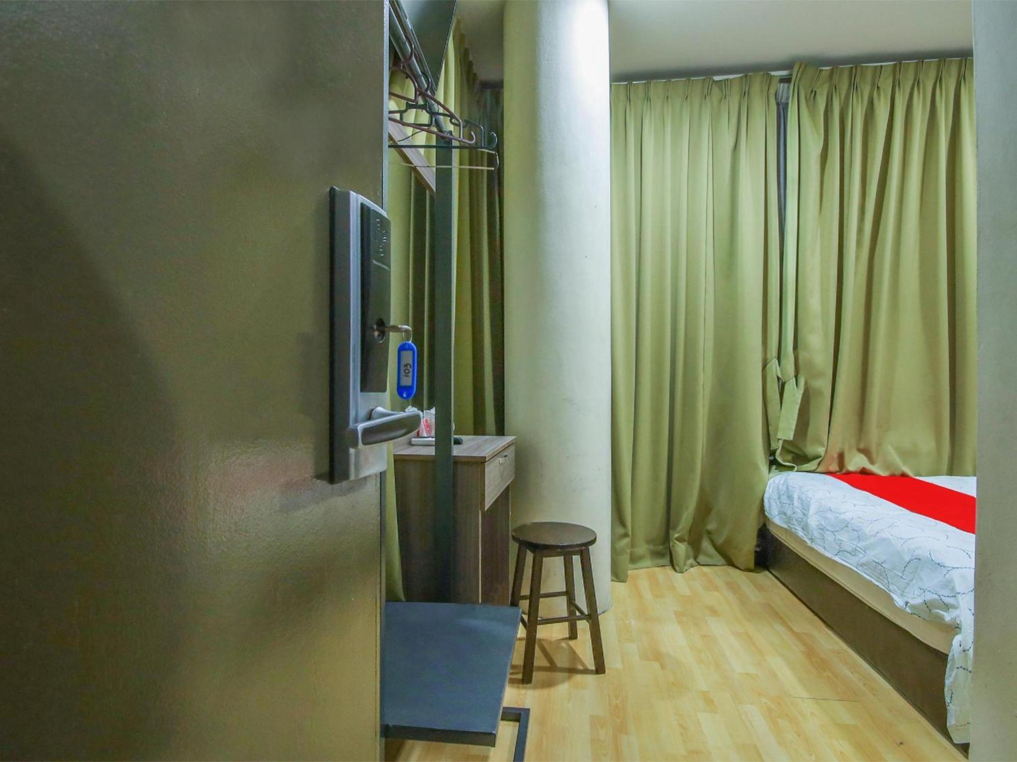 Capital O 812 Hotel Smc Seksyen 13 샤알람 외부 사진