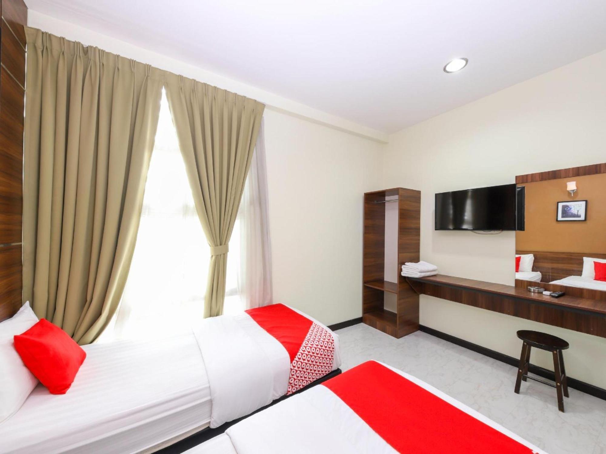 Capital O 812 Hotel Smc Seksyen 13 샤알람 외부 사진