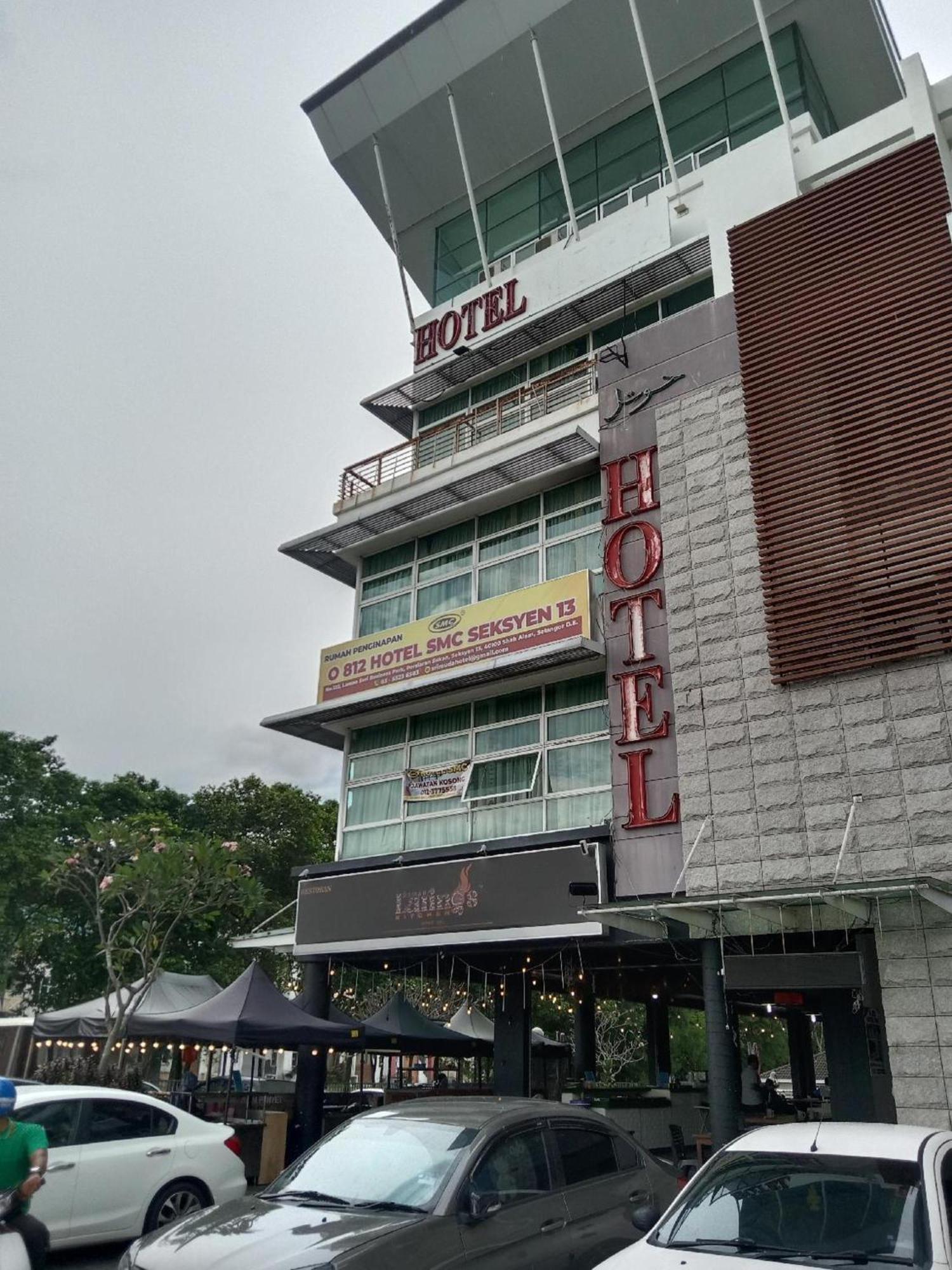 Capital O 812 Hotel Smc Seksyen 13 샤알람 외부 사진